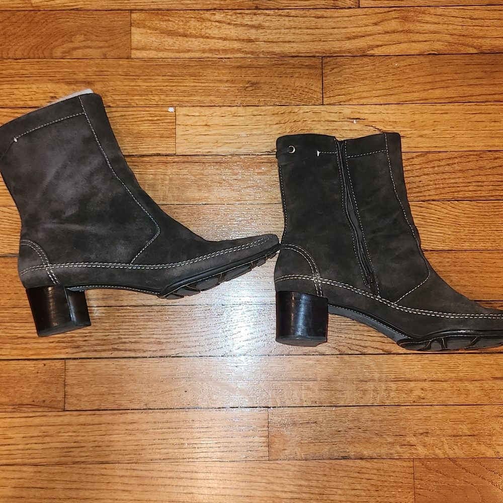 Via Spiga Dark Brown Suede Heeled Boots - Picture 3 of 3